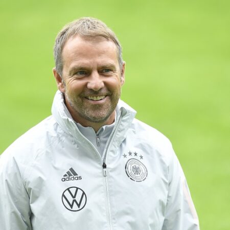 Die Karriere von Hansi Flick: Vom Abstellgleis zum Bundestrainer